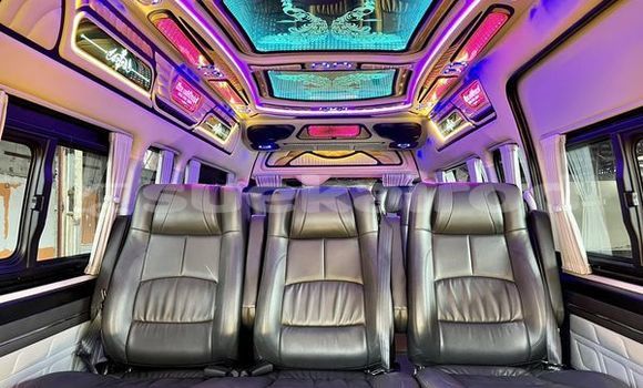 ซื้อ รถมือสอง Toyota Commuter เงิน รถยนต์ ใน %{เมือง} ใน กรุงเทพมหานคร ซื้อ รถมือสอง Toyota Commuter เงิน รถยนต์ ใน %{เมือง} ใน กรุงเทพมหานคร