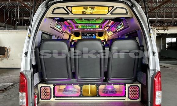 ซื้อ รถมือสอง Toyota Commuter เงิน รถยนต์ ใน %{เมือง} ใน กรุงเทพมหานคร ซื้อ รถมือสอง Toyota Commuter เงิน รถยนต์ ใน %{เมือง} ใน กรุงเทพมหานคร