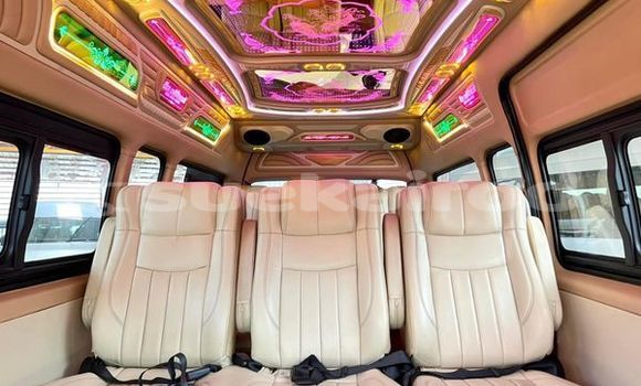 ซื้อ รถมือสอง Toyota Commuter เงิน รถยนต์ ใน %{เมือง} ใน กรุงเทพมหานคร ซื้อ รถมือสอง Toyota Commuter เงิน รถยนต์ ใน %{เมือง} ใน กรุงเทพมหานคร