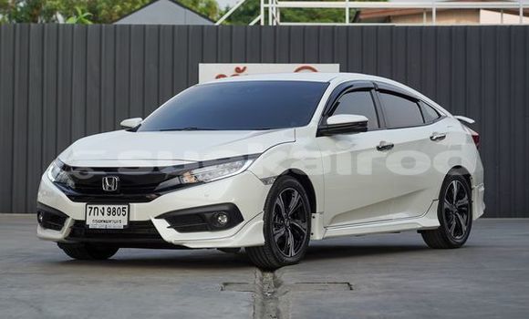 Buy Used Honda Civic White Car in Bangkok in Bangkok