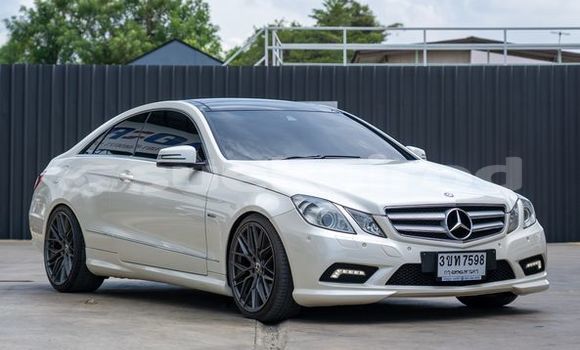 Buy Used Mercedes‒Benz E–Class White Car in Bangkok in Bangkok Buy Used Mercedes‒Benz E–Class White Car in Bangkok in Bangkok