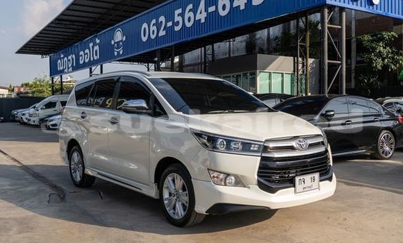 Buy Used Toyota Innova White Car in Bangkok in Bangkok Buy Used Toyota Innova White Car in Bangkok in Bangkok