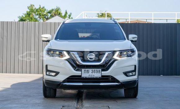 Buy Used Nissan X-Trail White Car in Bangkok in Bangkok Buy Used Nissan X-Trail White Car in Bangkok in Bangkok