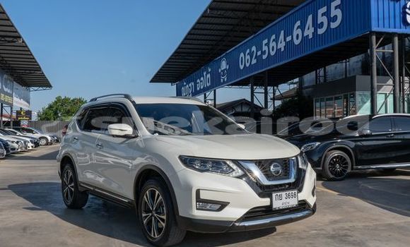 Buy Used Nissan X-Trail White Car in Bangkok in Bangkok Buy Used Nissan X-Trail White Car in Bangkok in Bangkok