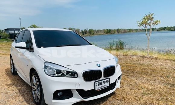 Buy Used BMW 2-Series White Car in Bangkok in Bangkok Buy Used BMW 2-Series White Car in Bangkok in Bangkok