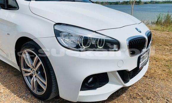 Buy Used BMW 2-Series White Car in Bangkok in Bangkok Buy Used BMW 2-Series White Car in Bangkok in Bangkok