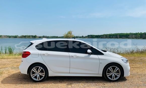 Buy Used BMW 2-Series White Car in Bangkok in Bangkok Buy Used BMW 2-Series White Car in Bangkok in Bangkok