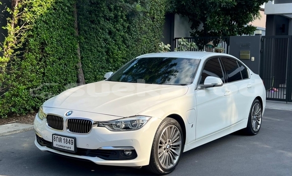 Buy Used BMW 3–Series White Car in Bangkok in Bangkok