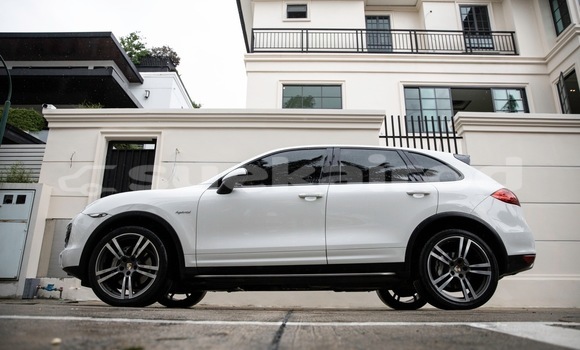 ซื้อ รถมือสอง Porsche Cayenne ขาว รถยนต์ ใน %{เมือง} ใน กรุงเทพมหานคร ซื้อ รถมือสอง Porsche Cayenne ขาว รถยนต์ ใน %{เมือง} ใน กรุงเทพมหานคร
