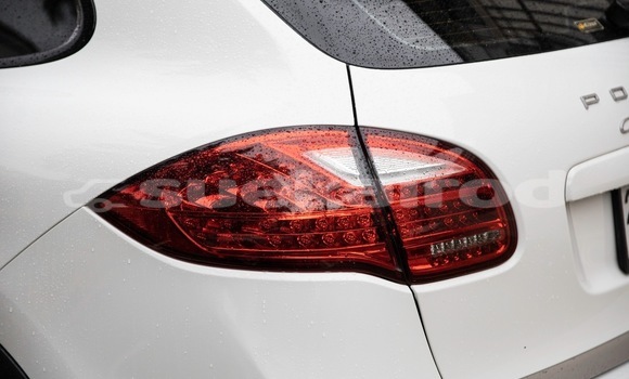 ซื้อ รถมือสอง Porsche Cayenne ขาว รถยนต์ ใน %{เมือง} ใน กรุงเทพมหานคร ซื้อ รถมือสอง Porsche Cayenne ขาว รถยนต์ ใน %{เมือง} ใน กรุงเทพมหานคร