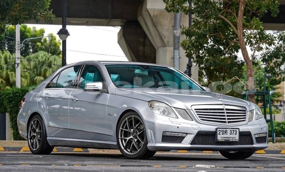 ซื้อ รถมือสอง Mercedes-Benz E200 อื่น ๆ รถยนต์ ใน %{เมือง} ใน กรุงเทพมหานคร ซื้อ รถมือสอง Mercedes-Benz E200 อื่น ๆ รถยนต์ ใน %{เมือง} ใน กรุงเทพมหานคร