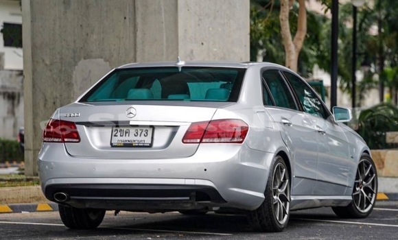 ซื้อ รถมือสอง Mercedes-Benz E200 อื่น ๆ รถยนต์ ใน %{เมือง} ใน กรุงเทพมหานคร ซื้อ รถมือสอง Mercedes-Benz E200 อื่น ๆ รถยนต์ ใน %{เมือง} ใน กรุงเทพมหานคร