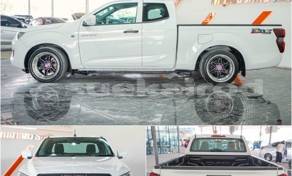 ซื้อ รถมือสอง Isuzu D-Max ขาว รถยนต์ ใน %{เมือง} ใน กรุงเทพมหานคร ซื้อ รถมือสอง Isuzu D-Max ขาว รถยนต์ ใน %{เมือง} ใน กรุงเทพมหานคร