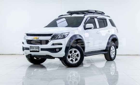 ซื้อ รถมือสอง Chevrolet TrailBlazer ขาว รถยนต์ ใน %{เมือง} ใน กรุงเทพมหานคร