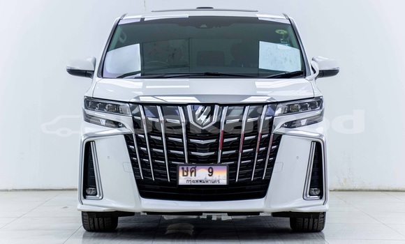 Buy Used Toyota Alphard White Car in Bangkok in Bangkok Buy Used Toyota Alphard White Car in Bangkok in Bangkok