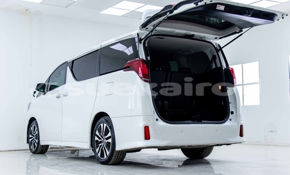 Buy Used Toyota Alphard White Car in Bangkok in Bangkok Buy Used Toyota Alphard White Car in Bangkok in Bangkok