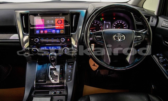 Buy Used Toyota Alphard White Car in Bangkok in Bangkok Buy Used Toyota Alphard White Car in Bangkok in Bangkok