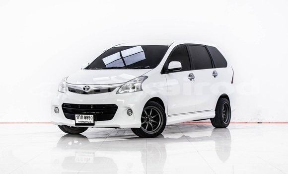 Buy Used Toyota Yaris White Car in Bangkok in Bangkok