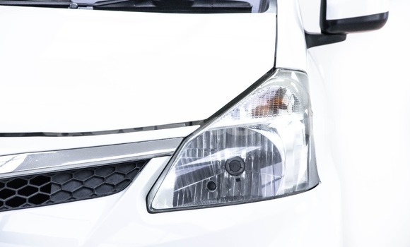 Buy Used Toyota Avanza White Car in Bangkok in Bangkok Buy Used Toyota Avanza White Car in Bangkok in Bangkok
