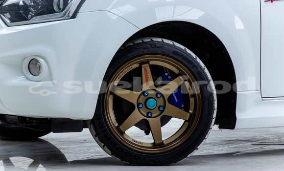 Buy Used Isuzu DâMAX White Car in Bangkok in Bangkok Buy Used Isuzu DâMAX White Car in Bangkok in Bangkok