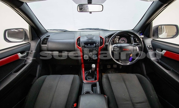 Buy Used Isuzu DâMAX White Car in Bangkok in Bangkok Buy Used Isuzu DâMAX White Car in Bangkok in Bangkok