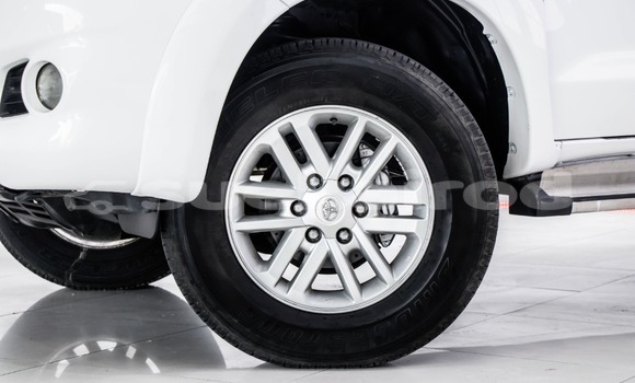 Buy Used Toyota Hiluxe VIGO White Car in Bangkok in Bangkok Buy Used Toyota Hiluxe VIGO White Car in Bangkok in Bangkok