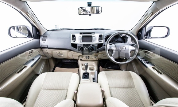 Buy Used Toyota Hiluxe VIGO White Car in Bangkok in Bangkok Buy Used Toyota Hiluxe VIGO White Car in Bangkok in Bangkok