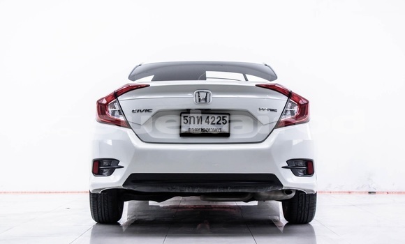 ซื้อ รถมือสอง Honda Civic ขาว รถยนต์ ใน %{เมือง} ใน กรุงเทพมหานคร ซื้อ รถมือสอง Honda Civic ขาว รถยนต์ ใน %{เมือง} ใน กรุงเทพมหานคร
