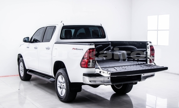 Buy Used Toyota Hiluxe Revo White Car in Bangkok in Bangkok Buy Used Toyota Hiluxe Revo White Car in Bangkok in Bangkok