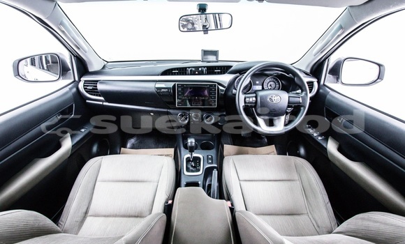 Buy Used Toyota Hiluxe Revo White Car in Bangkok in Bangkok Buy Used Toyota Hiluxe Revo White Car in Bangkok in Bangkok