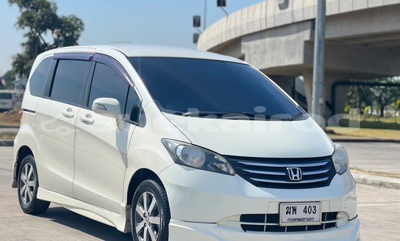 Buy Used Honda Freed White Car in Bangkok in Bangkok Buy Used Honda Freed White Car in Bangkok in Bangkok