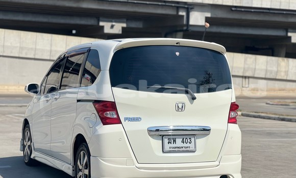 Buy Used Honda Freed White Car in Bangkok in Bangkok Buy Used Honda Freed White Car in Bangkok in Bangkok