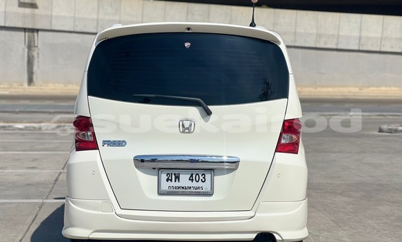 Buy Used Honda Freed White Car in Bangkok in Bangkok Buy Used Honda Freed White Car in Bangkok in Bangkok