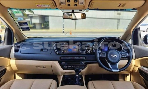 Buy Used Kia Carnival White Car in Bangkok in Bangkok Buy Used Kia Carnival White Car in Bangkok in Bangkok