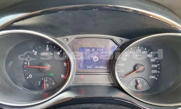 Buy Used Kia Carnival White Car in Bangkok in Bangkok Buy Used Kia Carnival White Car in Bangkok in Bangkok