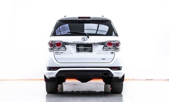 ซื้อ รถมือสอง Toyota Fortuner ขาว รถยนต์ ใน %{เมือง} ใน กรุงเทพมหานคร ซื้อ รถมือสอง Toyota Fortuner ขาว รถยนต์ ใน %{เมือง} ใน กรุงเทพมหานคร