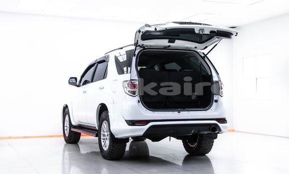 ซื้อ รถมือสอง Toyota Fortuner ขาว รถยนต์ ใน %{เมือง} ใน กรุงเทพมหานคร ซื้อ รถมือสอง Toyota Fortuner ขาว รถยนต์ ใน %{เมือง} ใน กรุงเทพมหานคร