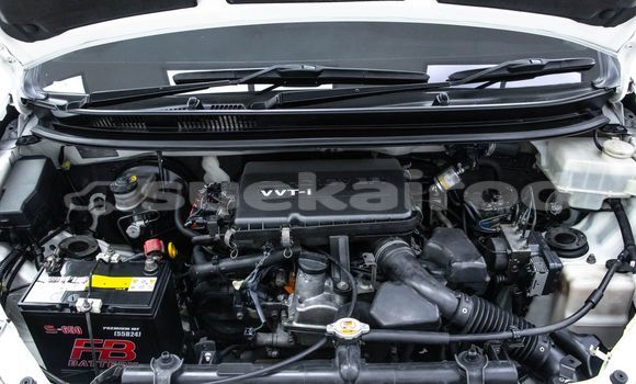 Buy Used Toyota Avanza White Car in Bangkok in Bangkok Buy Used Toyota Avanza White Car in Bangkok in Bangkok