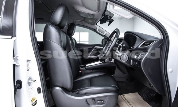 Buy Used Mitsubishi Pajero White Car in Bangkok in Bangkok Buy Used Mitsubishi Pajero White Car in Bangkok in Bangkok