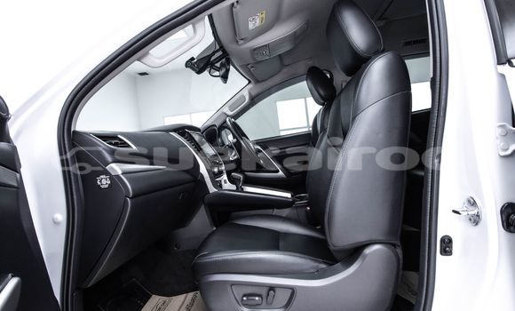 Buy Used Mitsubishi Pajero White Car in Bangkok in Bangkok Buy Used Mitsubishi Pajero White Car in Bangkok in Bangkok