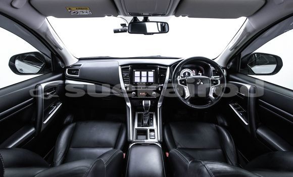 Buy Used Mitsubishi Pajero White Car in Bangkok in Bangkok Buy Used Mitsubishi Pajero White Car in Bangkok in Bangkok