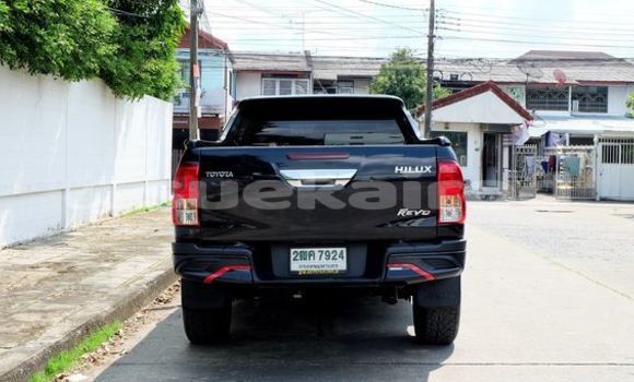 ซื้อ รถมือสอง Toyota Hiluxe Revo สีดำ รถยนต์ ใน %{เมือง} ใน กรุงเทพมหานคร ซื้อ รถมือสอง Toyota Hiluxe Revo สีดำ รถยนต์ ใน %{เมือง} ใน กรุงเทพมหานคร