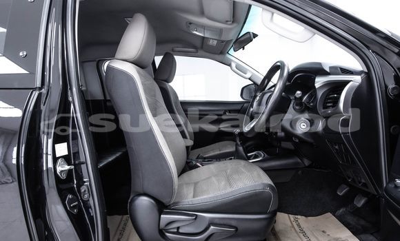 ซื้อ รถมือสอง Toyota Hiluxe Revo สีดำ รถยนต์ ใน %{เมือง} ใน กรุงเทพมหานคร ซื้อ รถมือสอง Toyota Hiluxe Revo สีดำ รถยนต์ ใน %{เมือง} ใน กรุงเทพมหานคร