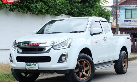 ซื้อ รถมือสอง Isuzu D-Max ขาว รถยนต์ ใน %{เมือง} ใน กรุงเทพมหานคร ซื้อ รถมือสอง Isuzu D-Max ขาว รถยนต์ ใน %{เมือง} ใน กรุงเทพมหานคร