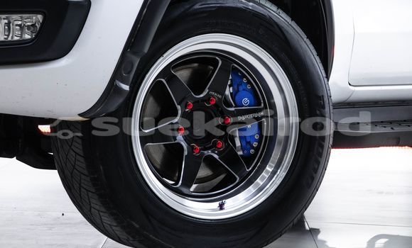 Buy Used Ford Everest White Car in Bangkok in Bangkok Buy Used Ford Everest White Car in Bangkok in Bangkok