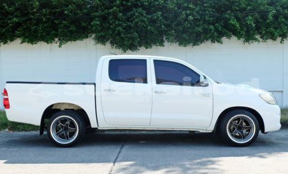 ซื้อ รถมือสอง Toyota Hiluxe VIGO ขาว รถยนต์ ใน %{เมือง} ใน กรุงเทพมหานคร ซื้อ รถมือสอง Toyota Hiluxe VIGO ขาว รถยนต์ ใน %{เมือง} ใน กรุงเทพมหานคร