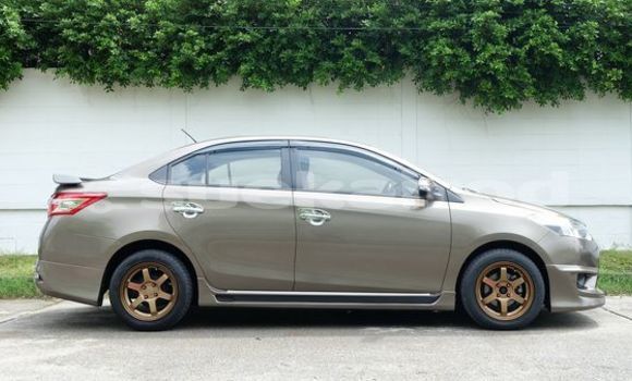 ซื้อ รถมือสอง Toyota Vios สีน้ำตาล รถยนต์ ใน %{เมือง} ใน กรุงเทพมหานคร ซื้อ รถมือสอง Toyota Vios สีน้ำตาล รถยนต์ ใน %{เมือง} ใน กรุงเทพมหานคร
