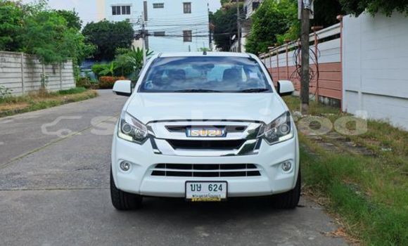 ซื้อ รถมือสอง Isuzu D-Max ขาว รถยนต์ ใน %{เมือง} ใน กรุงเทพมหานคร ซื้อ รถมือสอง Isuzu D-Max ขาว รถยนต์ ใน %{เมือง} ใน กรุงเทพมหานคร