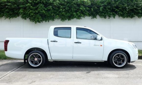 ซื้อ รถมือสอง Isuzu D-Max ขาว รถยนต์ ใน %{เมือง} ใน กรุงเทพมหานคร ซื้อ รถมือสอง Isuzu D-Max ขาว รถยนต์ ใน %{เมือง} ใน กรุงเทพมหานคร