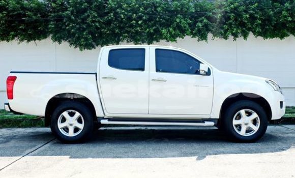 ซื้อ รถมือสอง Isuzu D-Max ขาว รถยนต์ ใน %{เมือง} ใน กรุงเทพมหานคร ซื้อ รถมือสอง Isuzu D-Max ขาว รถยนต์ ใน %{เมือง} ใน กรุงเทพมหานคร